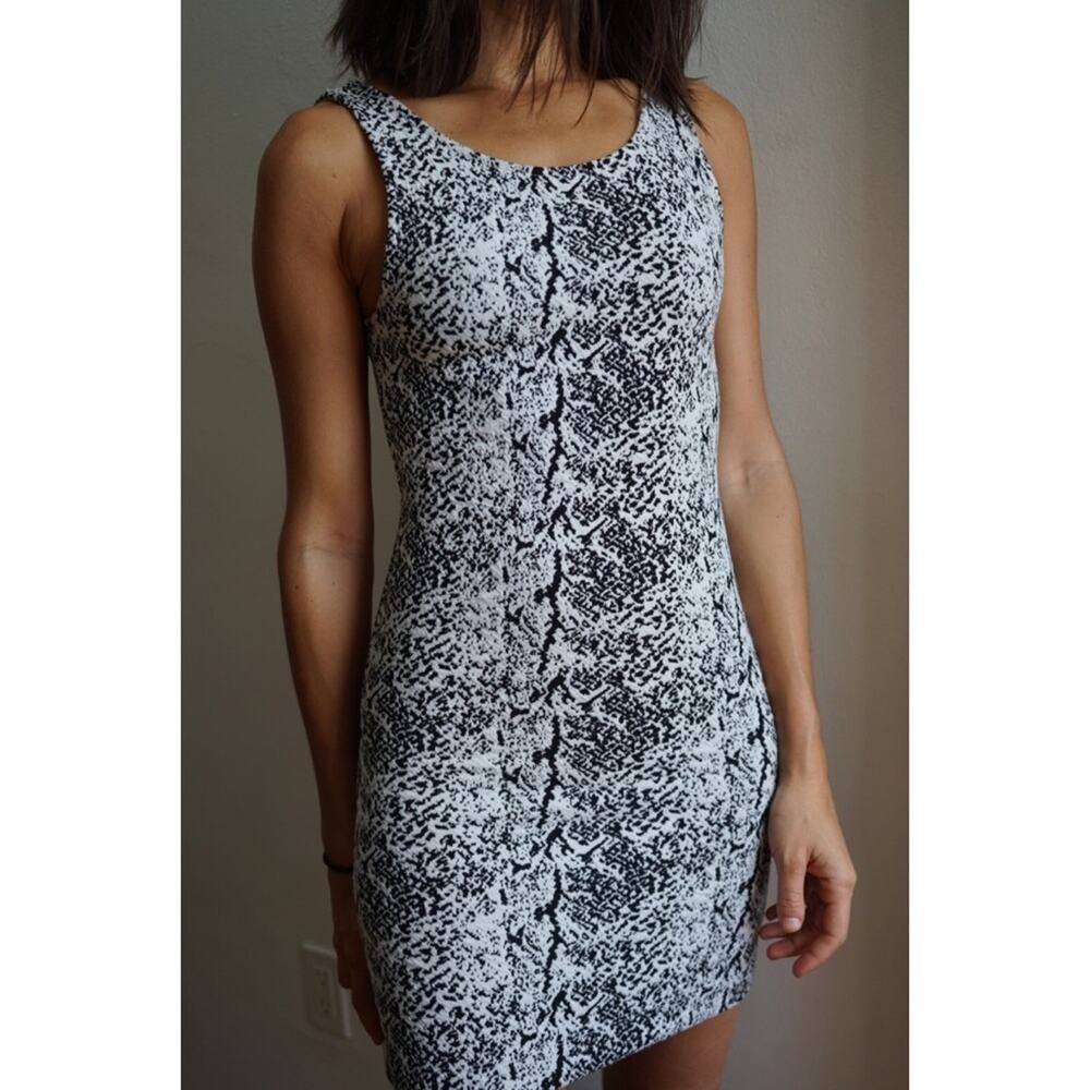 H&M DRESS | SMALL